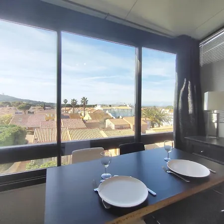 315, Port Venus Au Village Naturiste Apartment