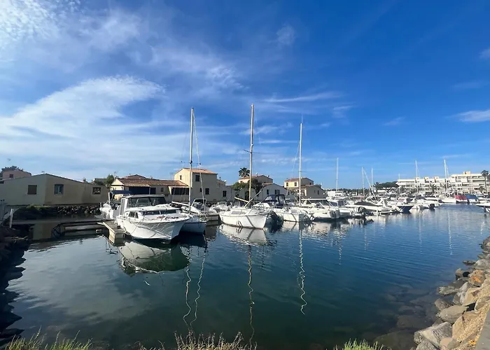 315, Port Venus Au Village Naturiste * Agde