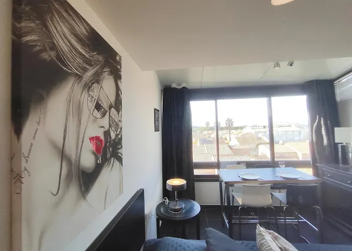 315, Port Venus Au Village Naturiste